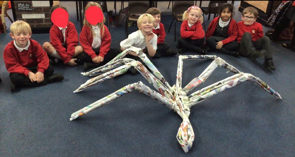 StrettonStMatts's tweet photo. Class 1 worked together as a whole class to create a giant spider sculpture inspired by Louise Bourgeois Maman. #ssm #ssmart https://t.co/qFh0QOc3Qb
