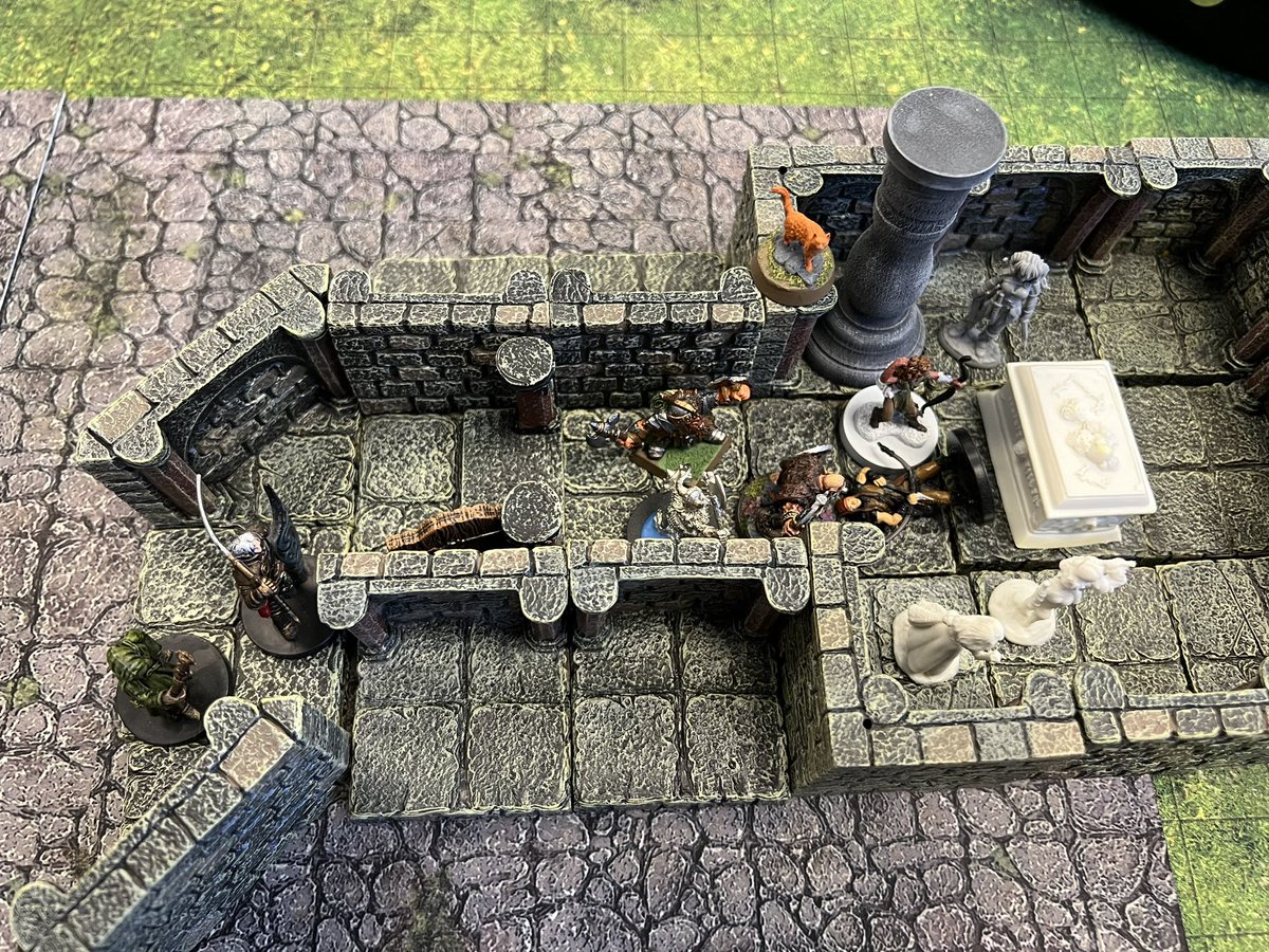 Travis_Fauber's tweet photo. Even more photos from last Saturday during @HerdConWV 2023.
#ttrpg #dnd #dnd5e #dungeonsanddragons #Barrowmaze #megadungeon #herdcon #herdcon2023 #herdconwv https://t.co/E6GhYTfEtm