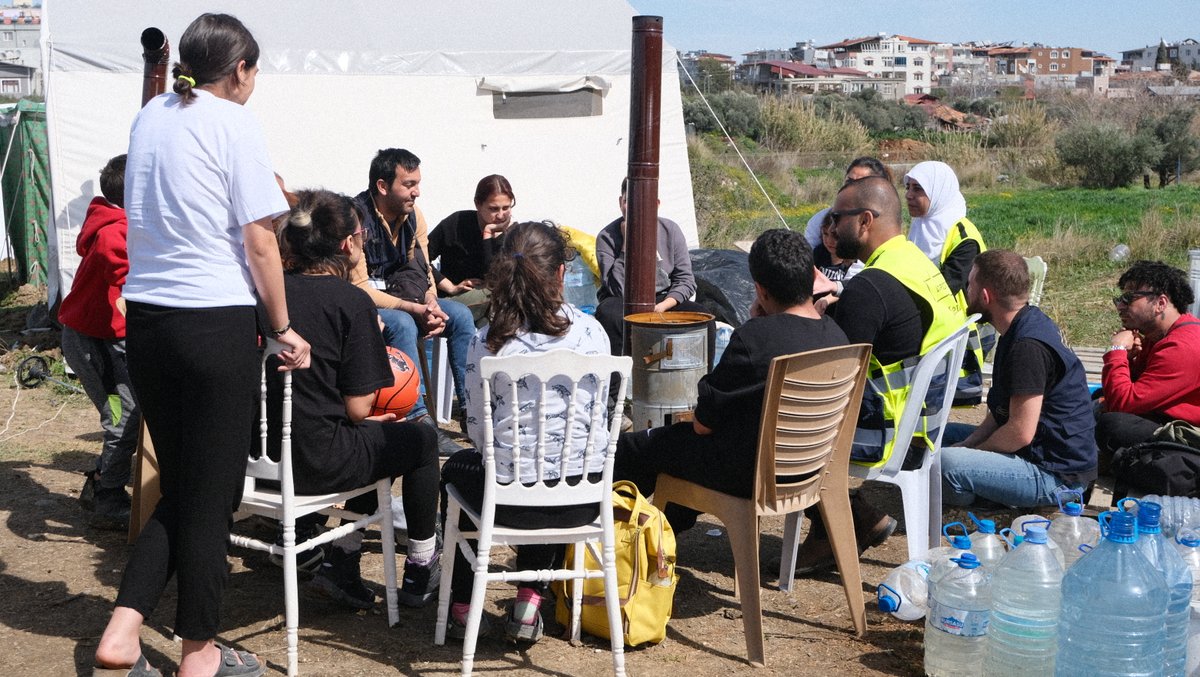 HumanityCrew's tweet photo. Grateful for The Archewell Foundation’s support in providing emergency mental health support to 4K+ affected by recent earthquake in Turkey & Syria. Together we're making a difference through cdeploying mentalhealth first aid to crisis zones #mentalhealthfirstaid #disasterrelief https://t.co/oLIa7MPJed