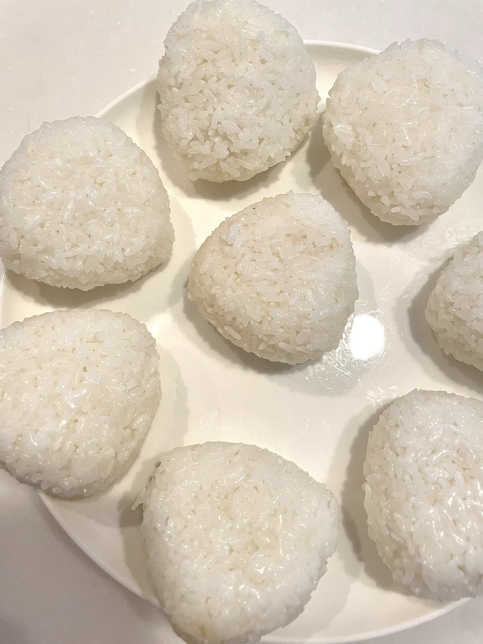 これで失敗しない！絶品塩にぎりの作り方が話題！