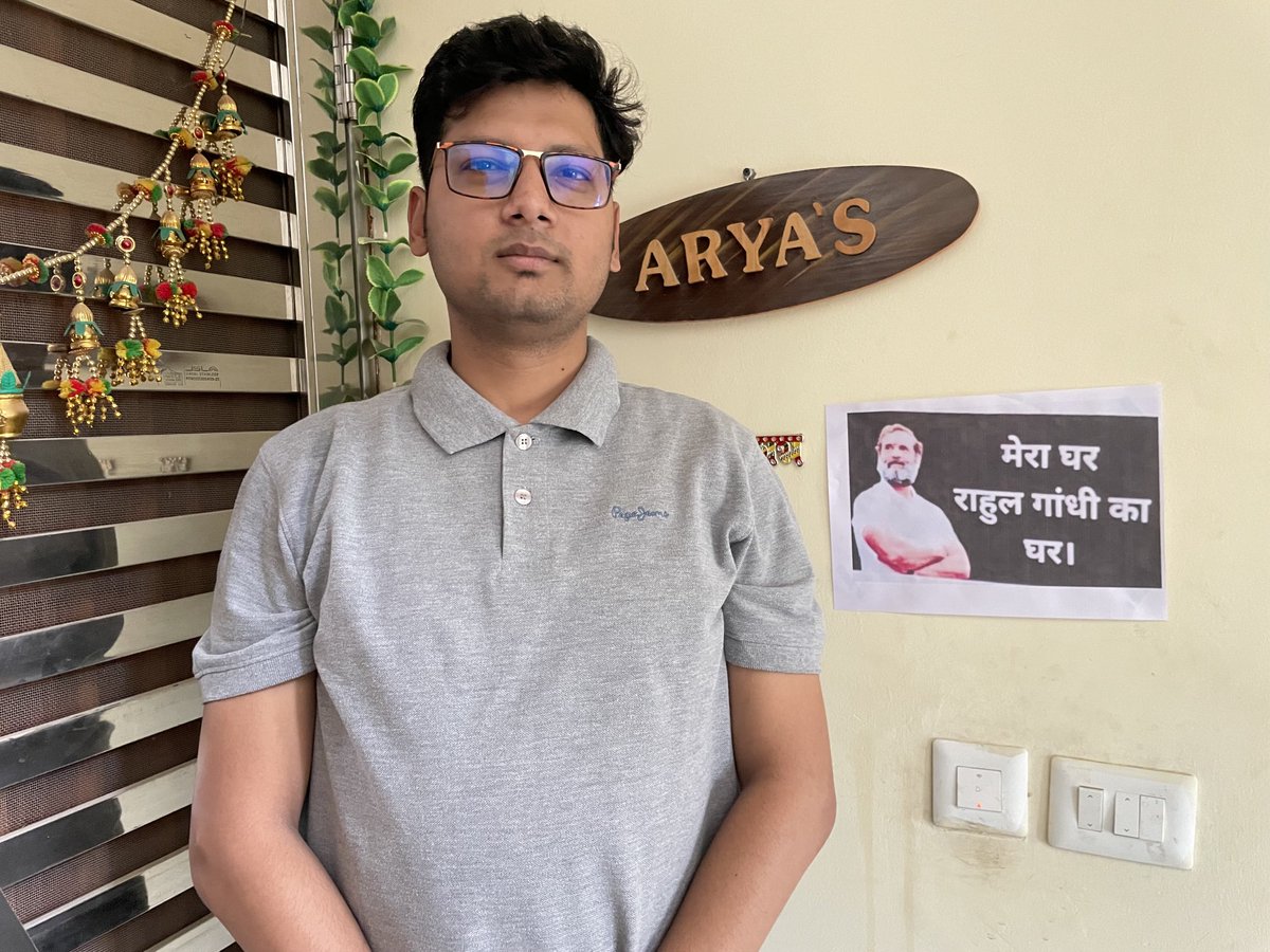 legallyNeutral's tweet photo. #मेरा_घर_राहुल_गाँधी_का_घर
#MeraGharRahulKaGhar #With_Rahul_Gandhi
⁦@Navneet_27⁩

⁦@dreamzamitabh⁩ ⁦@RohitSapraRS⁩ ⁦@uves_ca⁩ ⁦@atulchtr⁩ ⁦@ProfCong⁩ ⁦@INCIndia⁩ https://t.co/dItKtDVSMK