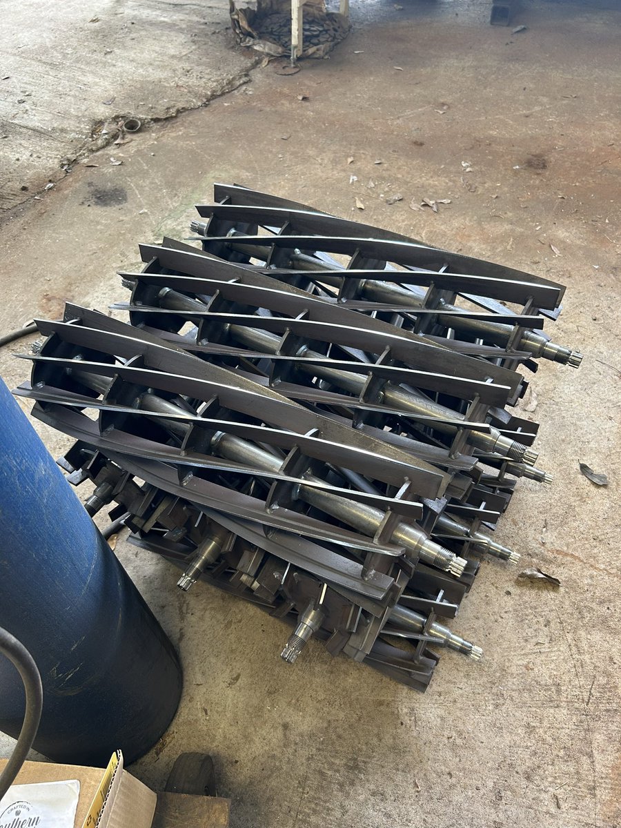 DonCTurfPride's tweet photo. About to make a customer happy shipping out reels to fit John Deere models 3215 and 3235 manufactured by Turf Pride USA! https://t.co/2n4eXOOiV2
