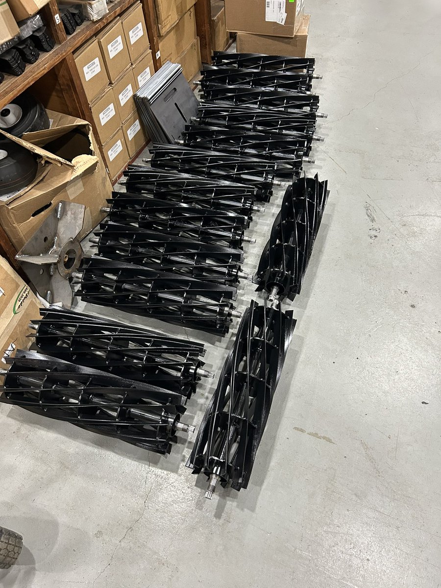 DonCTurfPride's tweet photo. About to make a customer happy shipping out reels to fit John Deere models 3215 and 3235 manufactured by Turf Pride USA! https://t.co/2n4eXOOiV2