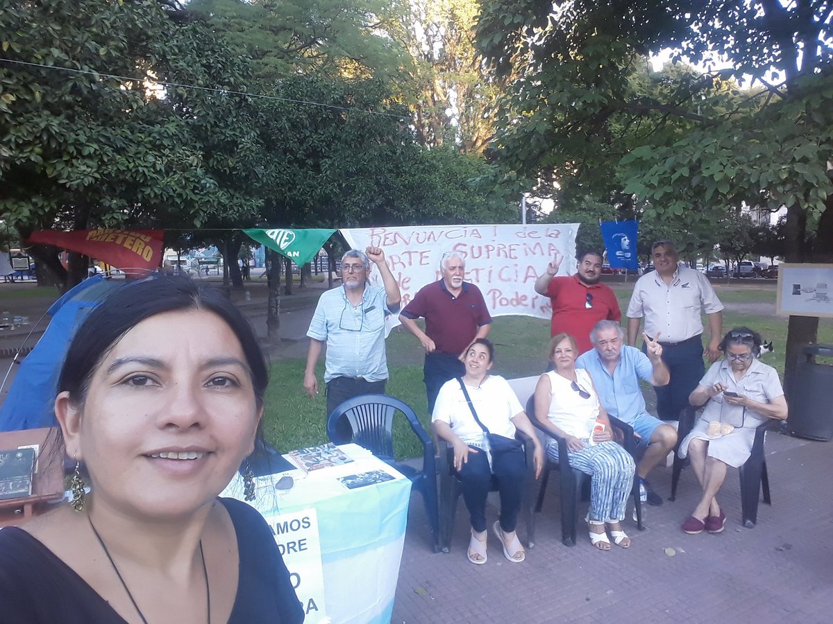 ObservDiscapTuc's tweet photo. Imágenes del Ayuno y Vigilia en Tucumán. Gracias a los que ayunan y a quienes llegan a saludar, firman las planillas y comparten su sentir. Vencer el miedo para derrotar la injusticia. #FueraCorteMafiosa #PacoYCristinaFeYEsperanza https://t.co/iSMRVAQ2F2