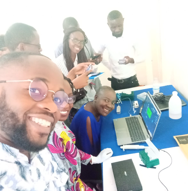 PATH Malaria (@pathmalaria) on Twitter photo The NOMADs team supported a workshop on #nanopore sequencing in Rusizi, #Rwanda organized by <a href="/ChariteBerlin/">Charité - Universitätsmedizin Berlin</a> with trainees from <a href="/ucbukavu/">UCB</a> and @CHUB. Thanks to <a href="/dfg_public/">DFG public | @dfg_public@wisskomm.social</a> for funding this initiative. Here’s <a href="/mwenda_mulenga/">Mulenga Mwenda</a>, Senior Lab Scientist at PATH, conducting a session! The NOMADs team supported a workshop on #nanopore sequencing in Rusizi, #Rwanda organized by <a href="/ChariteBerlin/">Charité - Universitätsmedizin Berlin</a> with trainees from <a href="/ucbukavu/">UCB</a> and @CHUB. Thanks to <a href="/dfg_public/">DFG public | @dfg_public@wisskomm.social</a> for funding this initiative. Here’s <a href="/mwenda_mulenga/">Mulenga Mwenda</a>, Senior Lab Scientist at PATH, conducting a session!