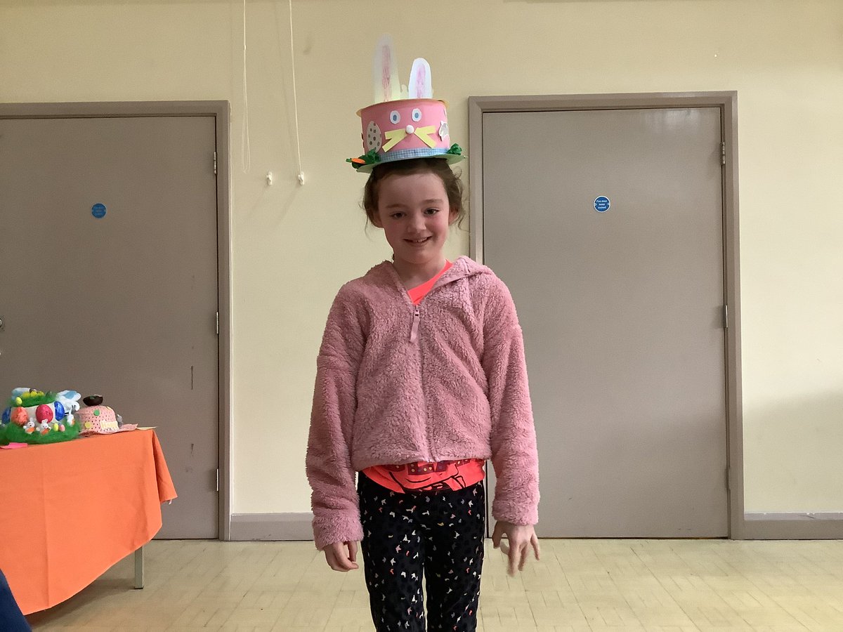 Holytrinityrc's tweet photo. It has been very ‘eggciting’ in school today. The winners of class 2. 🐣😊 https://t.co/fcWFbgkaup