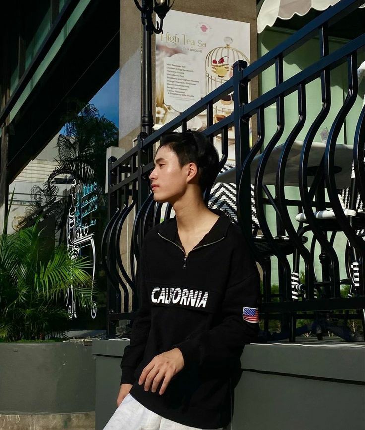 your camera roll if Gemini Norawit is your boyfriend; a thread 📷