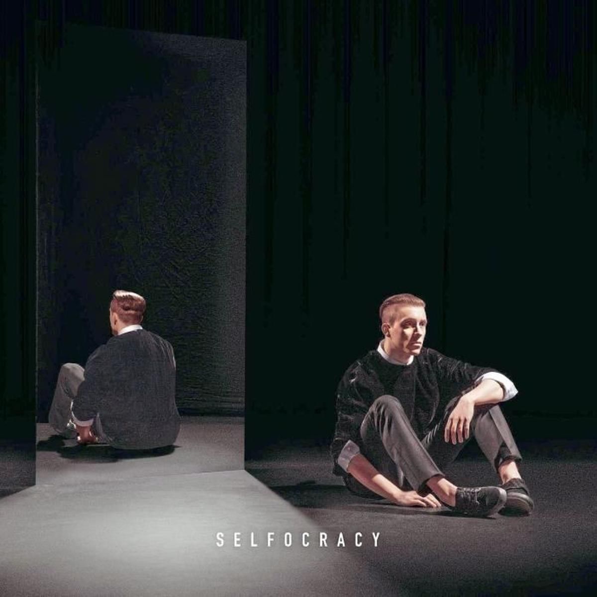 katy2A18's tweet photo. Happy birthday #Selfocracy déjà 6 ans que cette pépite est sortie wow que le temps passe vite .
Et quel beau parcours depuis @L0oiic tu peux être fière toi ❤️
#HappyBirthday #BestAlbum #BestLyrics #BestArtist #LoicNottet https://t.co/PJeqjyhwsH