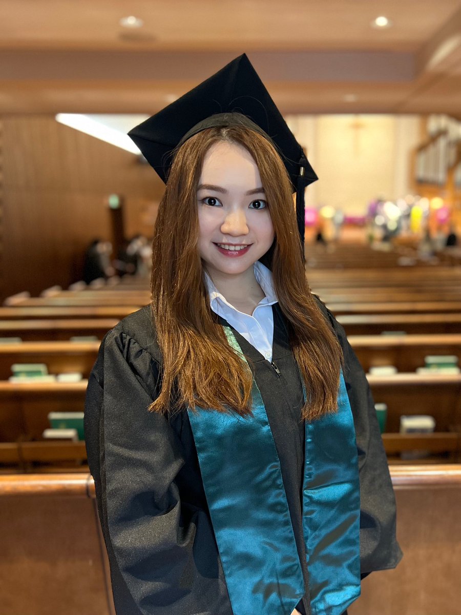 chisaka104's tweet photo. 青山学院大学
教育人間科学部教育学科
を卒業しました🎓🌸

休学含めこの５年間、支えてくださった皆様本当にありがとうございます✨
この学生時代は一生の宝物です

明日からは社会人！大好きな美術関係のお仕事をします🎨頑張ります💪🔥

これからもよろしくお願いします🤍 https://t.co/raXQR2FGy7