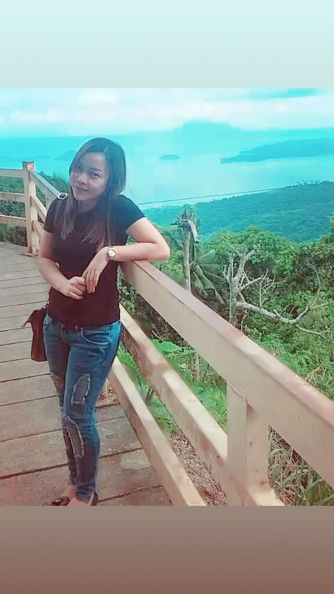 aie_alvarez's tweet photo. Throwback shots
#tagaytay
#TBT https://t.co/FJu08uLNAz