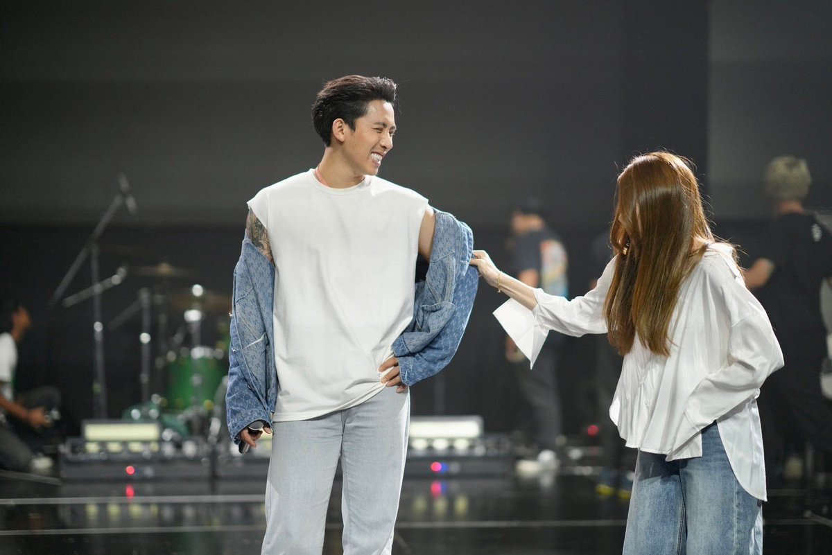 ขอให้งานออกมาดี เต็มที่นะน้องง ไม่มีอะไรเซอร์ไพรซ์ได้เลยสำหรับคนนี้ <a href="/itscharlotty/">Charlotte Austin</a>