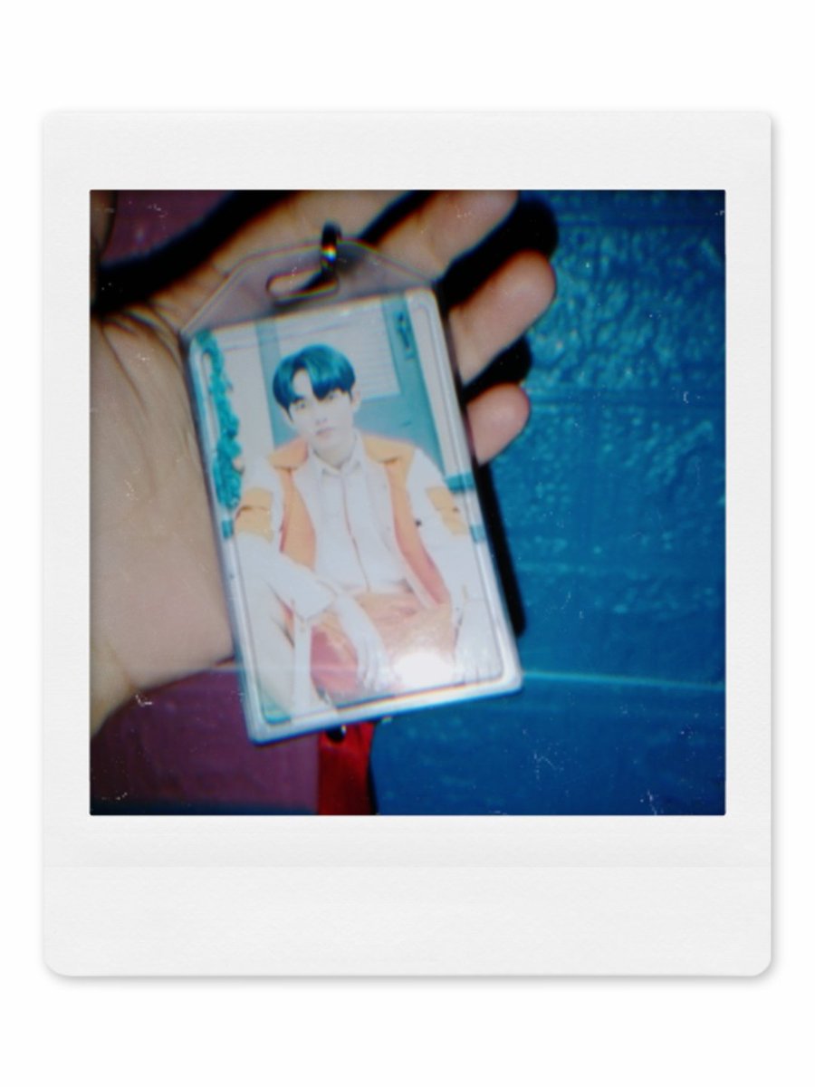 ms_dedios's tweet photo. hi mga beh @1stoneOfficial dahil tapos na yung exam at kayo yung isa sa mga naging inspirations ko i think i deserve this photocards naman dba? and i think may mapapapirmahan na ko sa mga events nyo soon ackkk labyu perswan miss ko na kayo @1stoneOfficial @FirstOne_Enter #1stOne https://t.co/MzkEmzDV8N
