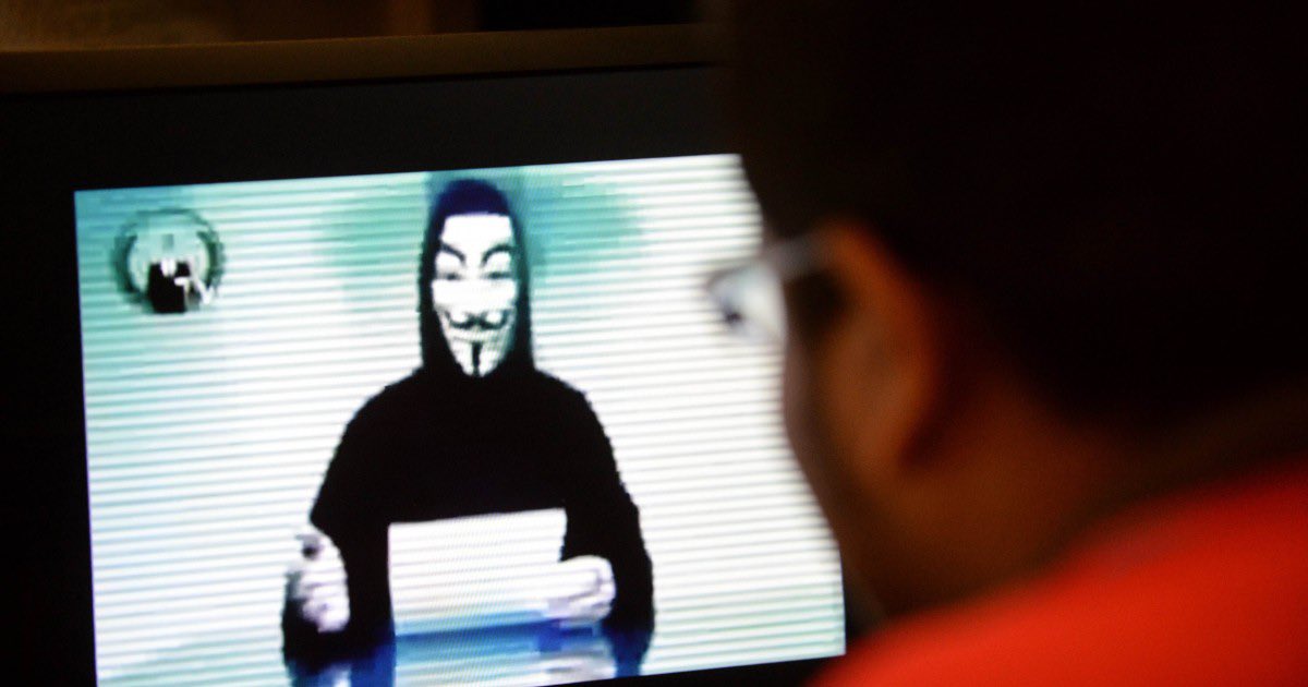 michael_warren's tweet image. Wonder what’s happening in #singapore .. #dbsbank outage few days back .. now #changi airport systems .. same week when Singapore PM is in #China .. wonder if it’s all coincidental .. or if #cyberwarfare is kicking in 🤔