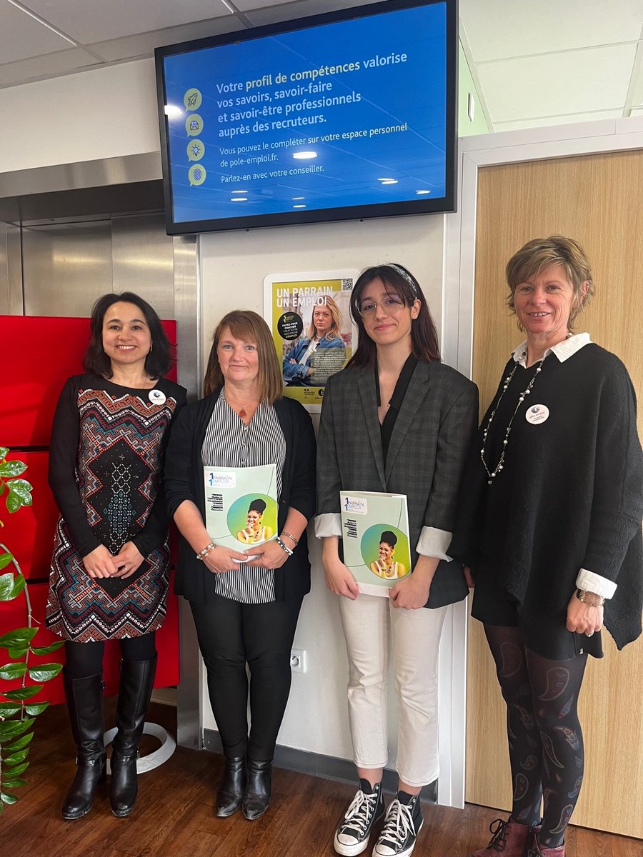 Nouvelle signature d'un contrat de parrainage #1parrain1emploi qui va permettre à Léa d'être coachée par l'entreprise Délicieusement Bio #MaRegionSud #TousMobilisés
