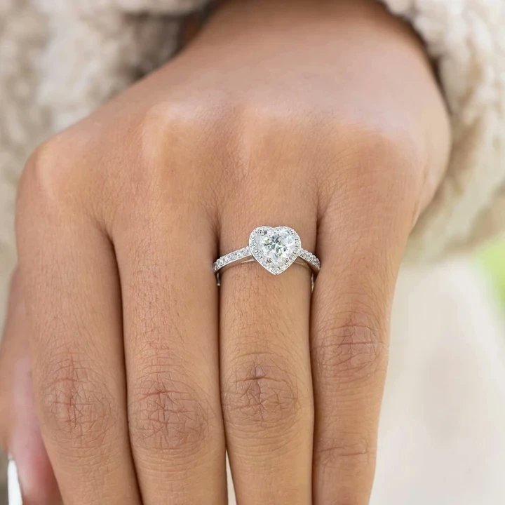 Plus De Foi Jewelry tweet media