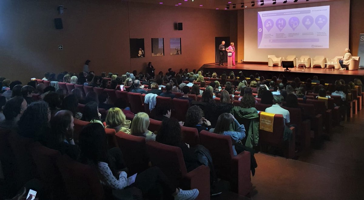 apicsmetronord's tweet photo. 📌 Les direccions dels equips d'#apicsmetronord @icscat es troben avui a la VII Jornada de Benchmark, per compartir experiències d'èxit i bones pràctiques, amb l'objectiu de continuar millorant l'atenció de la salut a la població 🔝 https://t.co/aaeC3vy6vd