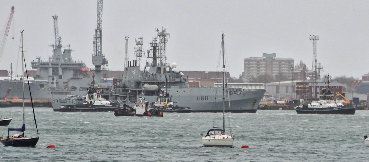 AWenham1's tweet photo. Ex HMS Enterprise being cold moved to North Wall this morning. @HMSEnterprise @RoyalNavy @NavyLookout @ThingsNavy @WarshipCam @WarshipsIFR @warshipworld #HMSENTERPRISE https://t.co/RMu1qEDjru