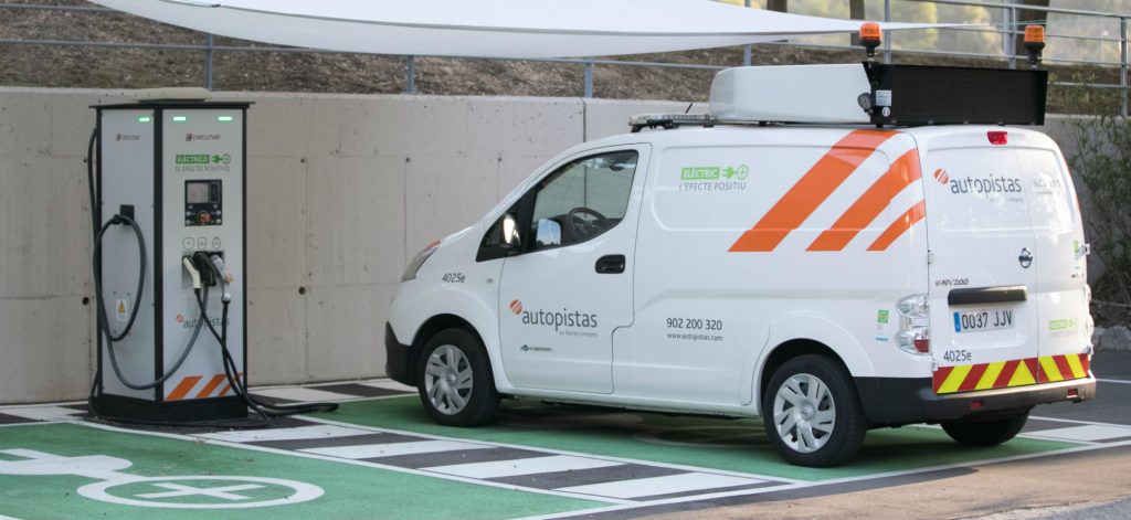 🌍 Les macrotendències en el món actual: mobilitat i logística

🚗🚴🚆 Mobilitat sostenible i compartida, vehicle elèctric, connectivitat i distribució urbana marcaran les directrius a les empreses, segons l’Observatori Socioeconòmic d'Osona creaccio.cat/les-macrotende…