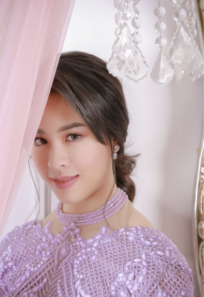 GAMORAYOURKARMA's tweet photo. Ubebe ko @KissesDelavin 💜

#KissesDelavin https://t.co/FCbgvATJEY