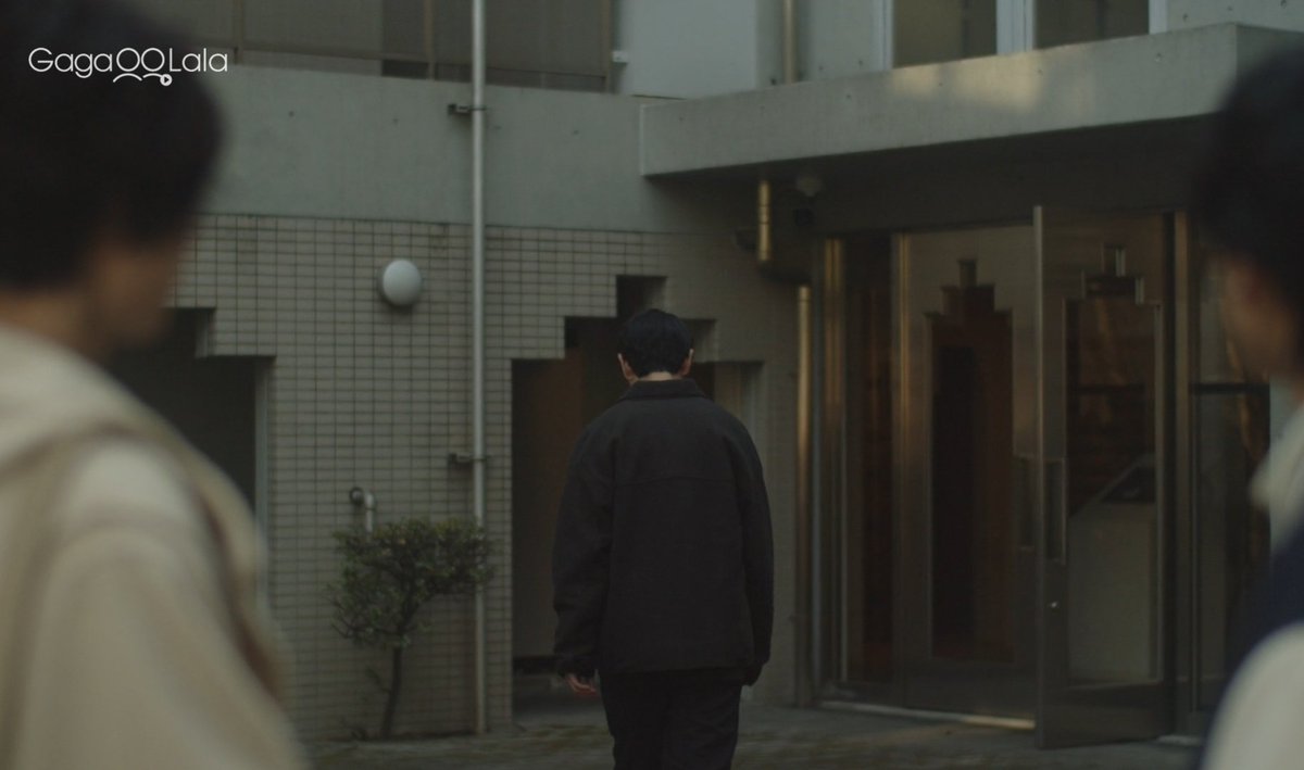 Dramas4thewin's tweet photo. In #JackOFrost, both men delude themselves. Both want to start anew. Ritsu's selective memory loss makes the pain he wants to forget apparent. Neither man has changed. Yet one thing remains. They love each other. So, it's not surprising that when Ritsu's+ #ジャックフロスト https://t.co/v0s2srHNFS