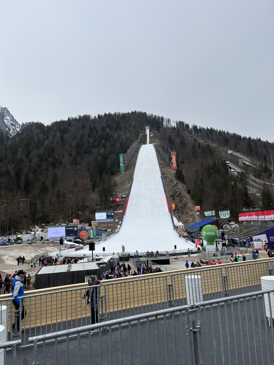 #mastercard255tothemoon <a href="/janeathomason/">Dr Jane Thomason</a>