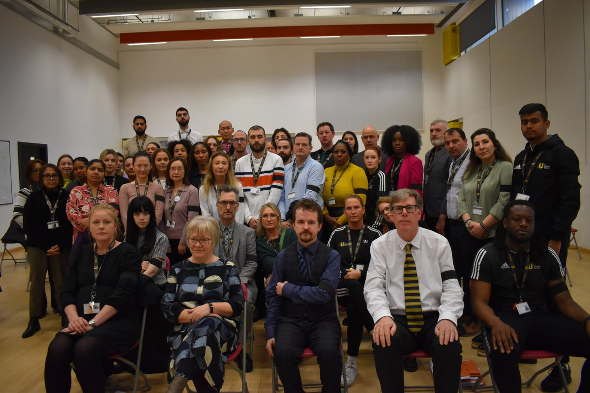 UrswickSchool's tweet image. On the last day of term teachers at The Urswick School paused to remember Ruth Perry, the Headteacher who died following an @Ofstednews Inspection. OFSTED need to pause, reflect and change.