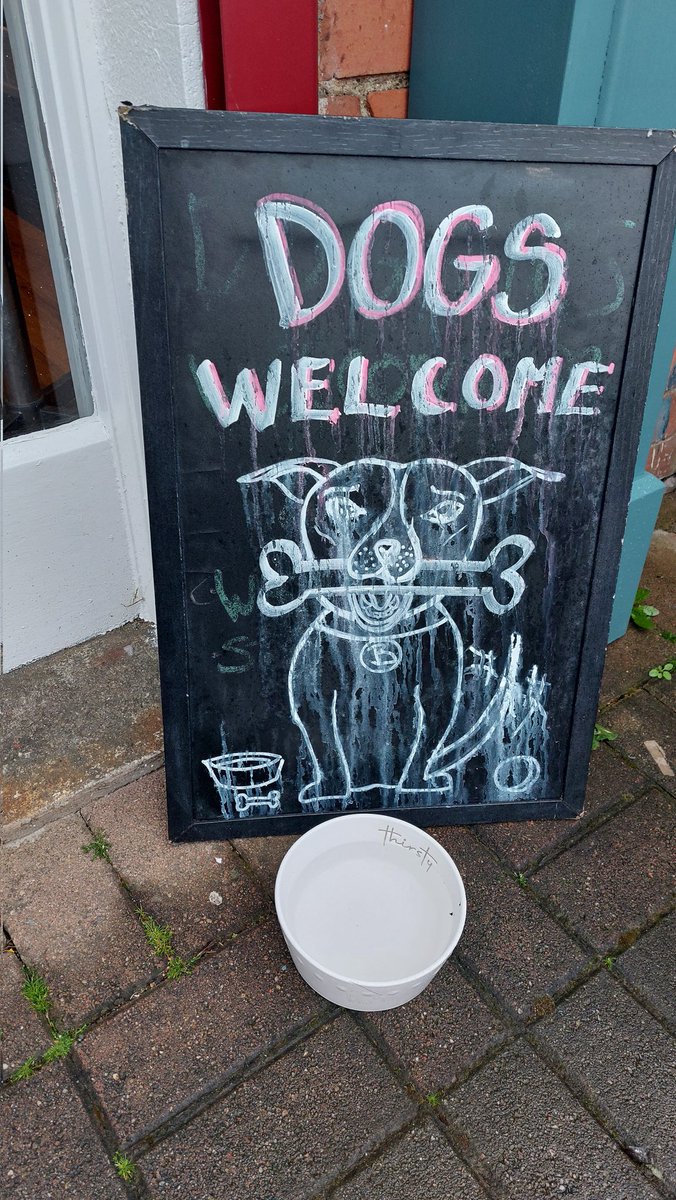 <a href="/EckerMatthias/">Bun’s Bakery Coffee & Cake</a> is a local German baker who has recently opened 'Buns Bakery', a new café (gem) in #Drogheda - &amp; a must try. Delicious coffee &amp; bakes! #KaffeUndKuchen #DogsWelcome #ElevatingDrogheda #BunsBakery

📍 Buns Bakery, Beechgrove Terrace A92 N70H

Best of luck, Matthias!