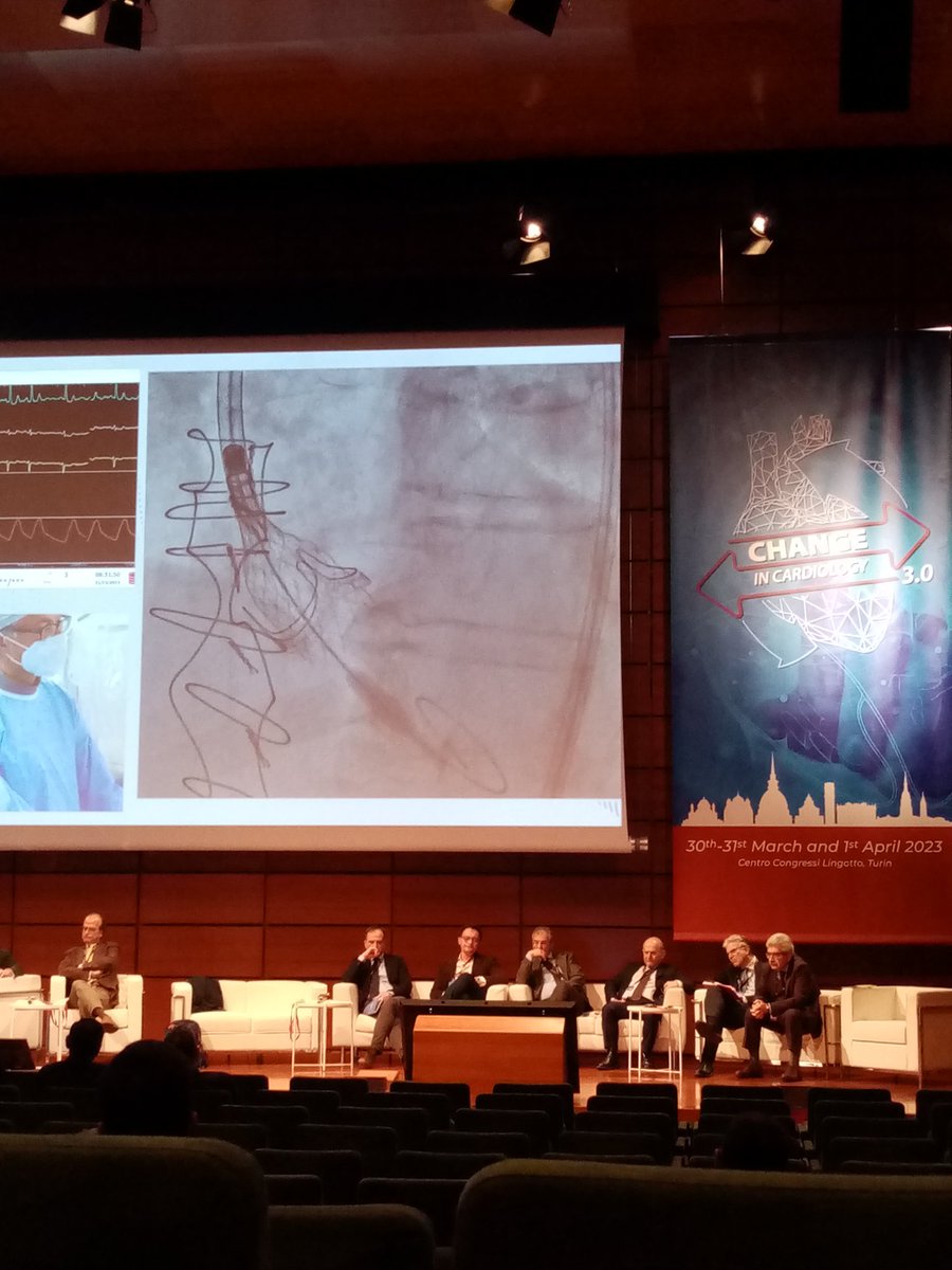 LookataVR's tweet photo. Beautiful live case of TAVR Valve-in-valve at Change in cardiology 3.0
#CardioTwitter #Cardiology #emodinamica https://t.co/ZX50K1WbEF