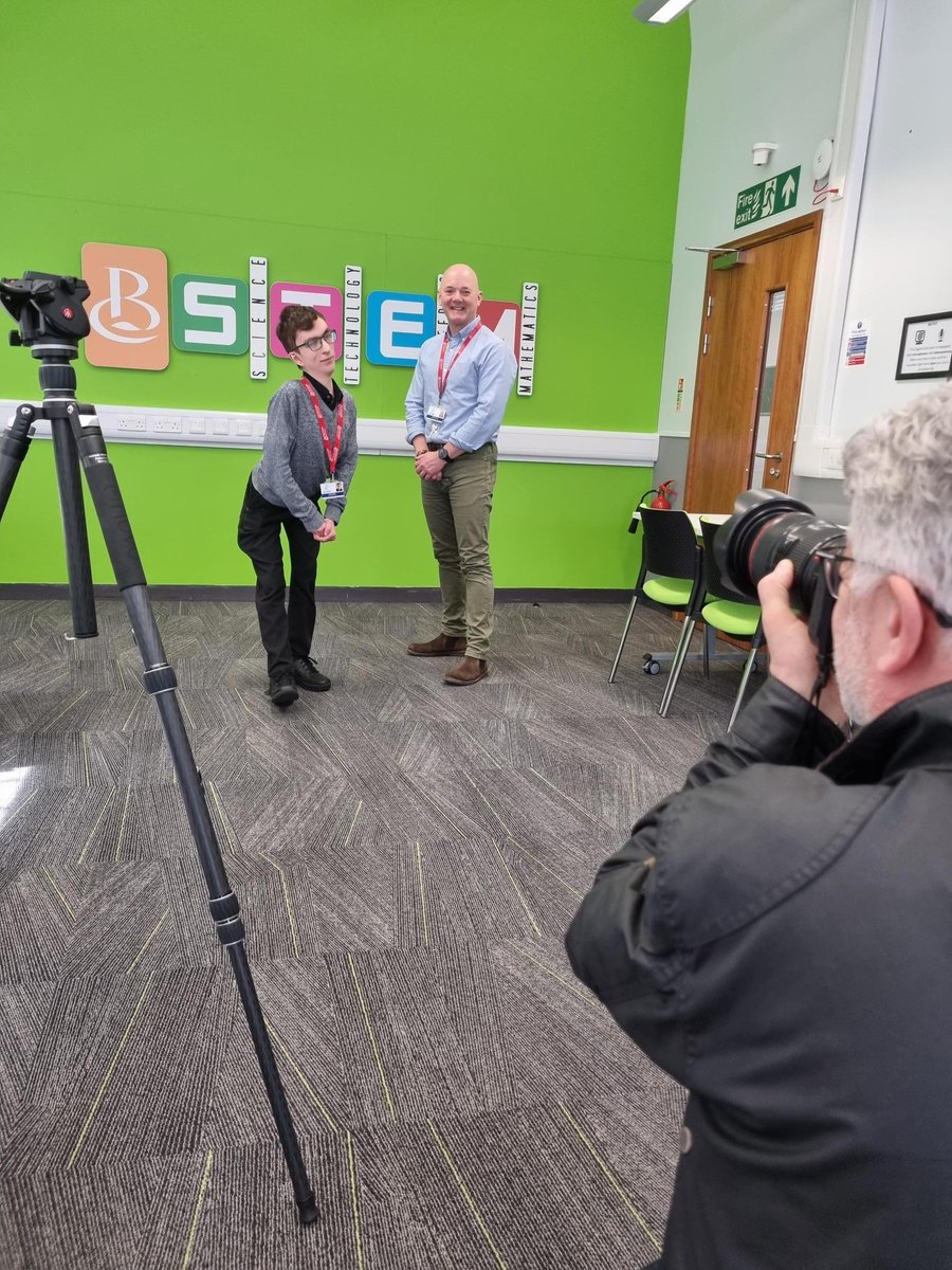 SUSEScotland's tweet photo. The SUSE team met some of Border College's Business Skills Advisers, who shared their top tips for other employers. Look out for their stories as part of @apt_scot's Employer Vlog series coming soon!
#AdaptToDiversity #ReduceTheGap https://t.co/Yd2sGKGBfA