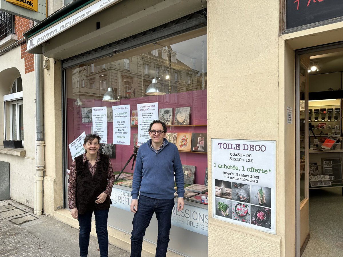A_ClaudeReitz's tweet photo. 📸 Ouvert depuis 1975 Photo #Devert #Reims baissera définitivement le rideau ce vendredi soir. Une histoire familiale que l’on vous raconte bientôt sur @RCFRA avec Isabelle et Benoit qui avaient pris la suite de leurs parents. https://t.co/r7G0ntaTrR
