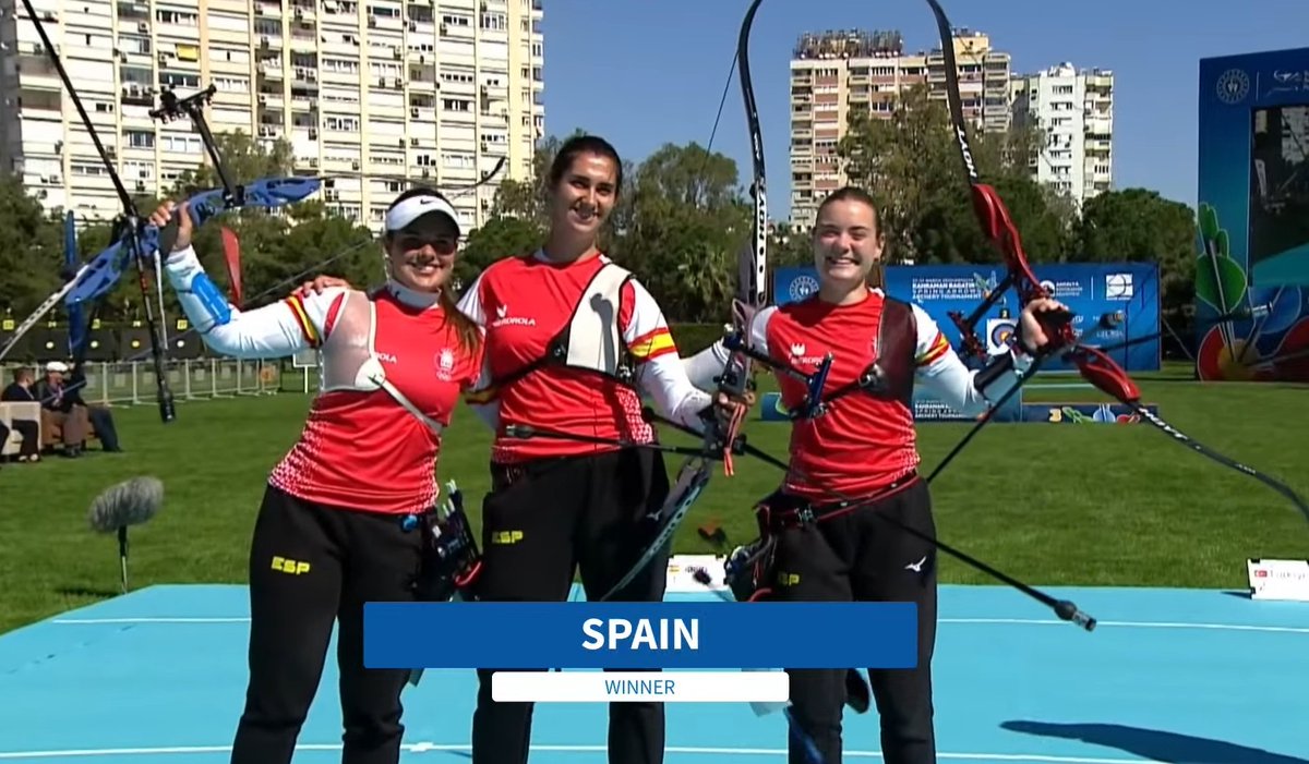 RFETA's tweet photo. #SpringArrows23
¡Medalla de ORO en la Kahraman Bagatir de Antalya!
¡El equipo femenino formado por Elia, Inés y Leyre se lleva una emocionante final en la flecha de desempate!
Final 🥇 RM 🇪🇦 5:4 🇹🇷
¡Felicidades chicas!
#TeamRFETA
#TeamEspaña https://t.co/mlvCvpLKJS