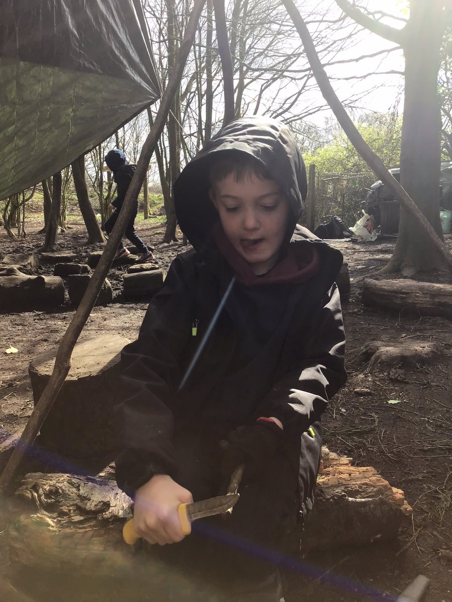 ForestSchBPS's tweet photo. @Kahlo_BPS returned to forest school this week. We removed the old tree guard and practiced our knife skills. https://t.co/gltIuAoID5
