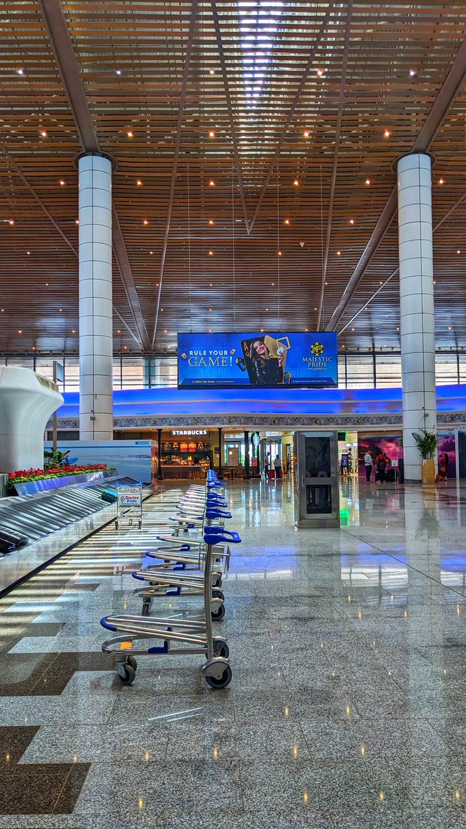 soeffinup's tweet photo. New Airport is beautiful 😍

#MopaGoa https://t.co/0JNhjP4aef