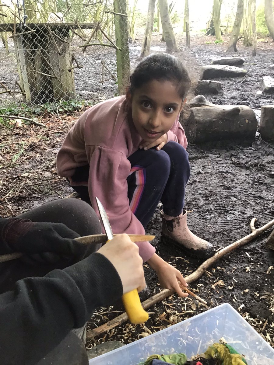 ForestSchBPS's tweet photo. Mahlangu returned to forest school this week and recovered their knife safety skills. https://t.co/CGcE1jVfWt