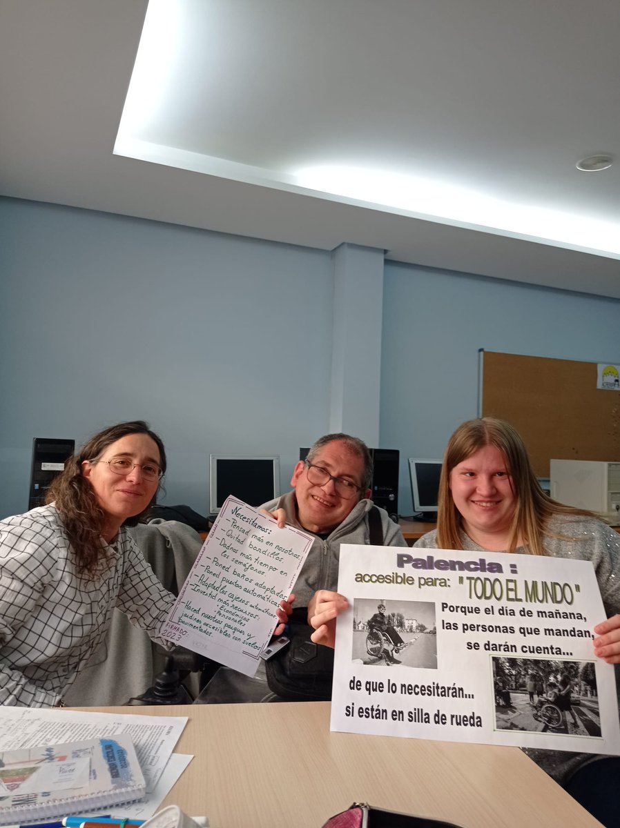 acremif's tweet photo. ¡Buen viernes a todos! Antes de irnos a disfrutar del fin de semana, queremos mostraros algunas imágenes de la visita de los alumnos del ciclo formativo en ayuda a personas dependientes del Centro López Vicuña. ¡Un placer contar con vosotros y a la espera de la próxima! https://t.co/dTxMelG0J8