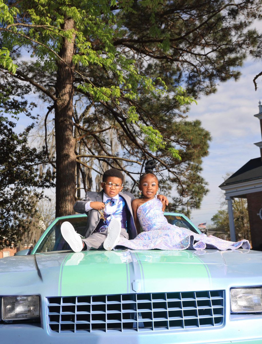 Lordd if y’all knew how much ja talk about kylie and how much kylie talk about ja , you would’ve enjoy the moment when you seen them ☺️… every since I told him “imma let you go prom with kylie” he been smiling up something &amp; rushing me get his suit done💜💙. I knew he was so