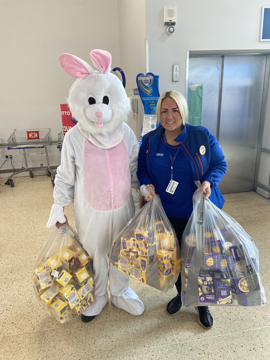maryhillextra's tweet photo. The easter bunny is on their travels again to visit some boys and girls 🐰🙌🏻🥳 #supportinglocalcommunity https://t.co/RgpEAvd56b