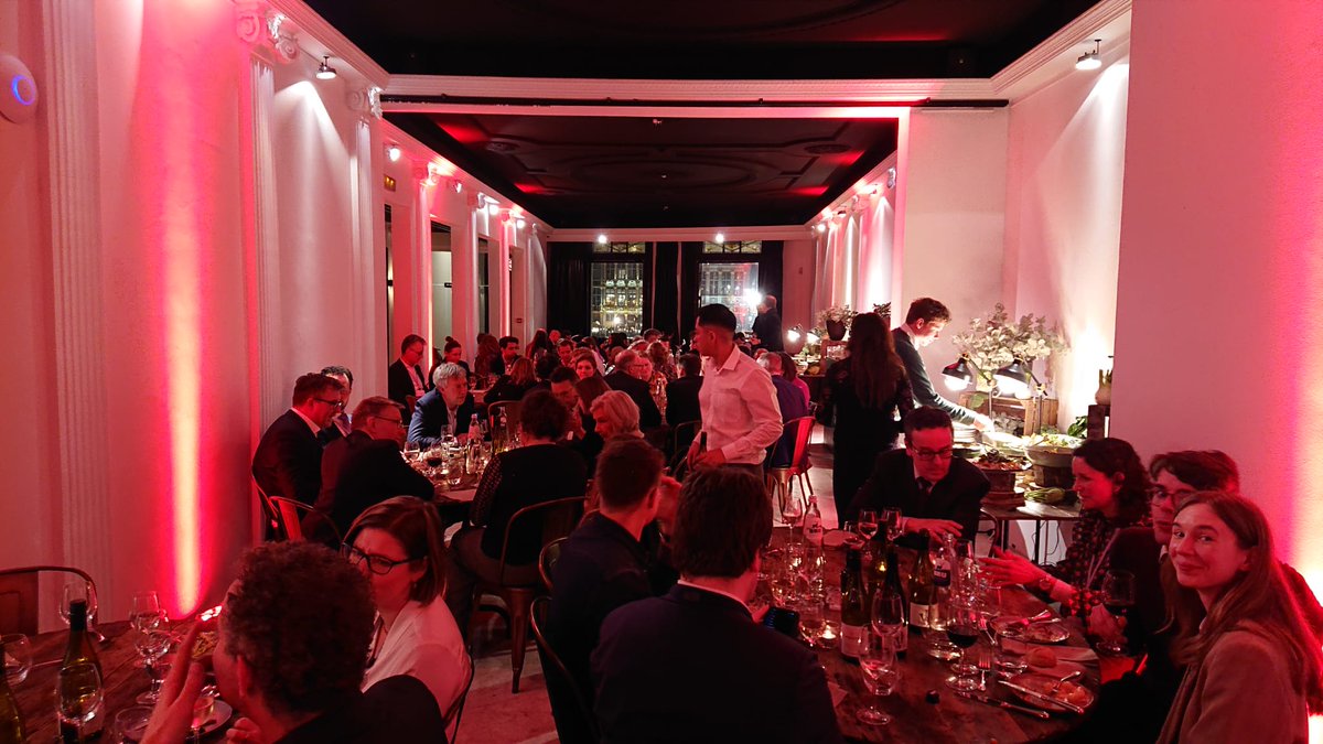 AlumniGroningen's tweet photo. Science and diplomacy can help to address major global challenges of our time and benefit each other enormously. It was the main conclusion and theme of our UG #alumni gathering yesterday in Brussels. Thanks to all alumni and prominent speakers on the topic!💐 https://t.co/yag0lk1jir