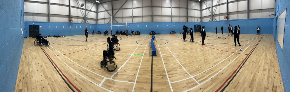 ⚽️🏉DMA PE🏀🎾 (@dixonsma_pe) on Twitter photo Group 1 is loving the sessions this morning with @CharityBulls!
Exploring sports that aren’t on our curriculum for Employability Day! Group 1 is loving the sessions this morning with @CharityBulls!
Exploring sports that aren’t on our curriculum for Employability Day!