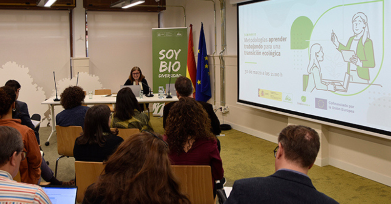 emprendeverde's tweet photo. La semana pasada, en el marco del Año Europeo de las Capacidades 2023, la @FBiodiversidad celebró la jornada “Metodologías aprender trabajando para una transición ecológica” con @FundacionSMLRPH, @gitanos_org y @efasclm. 🎥¡Puedes ver la grabación! 
👉https://t.co/BnRUXgDFnI