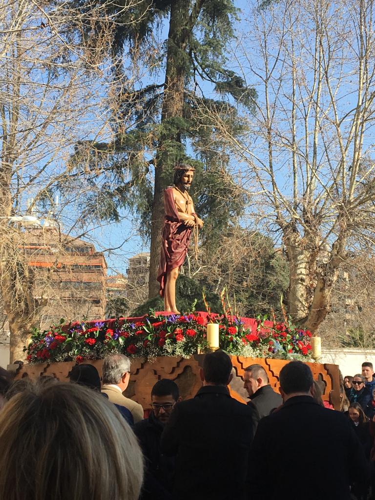 LlamadorGranada's tweet photo. El Cristo de la Humildad que procesiona esta mañana en el colegio Sagrado Corazón @CSC_Granada 
👉🏼 Es una talla de 1616 https://t.co/d1VYEYoH9s