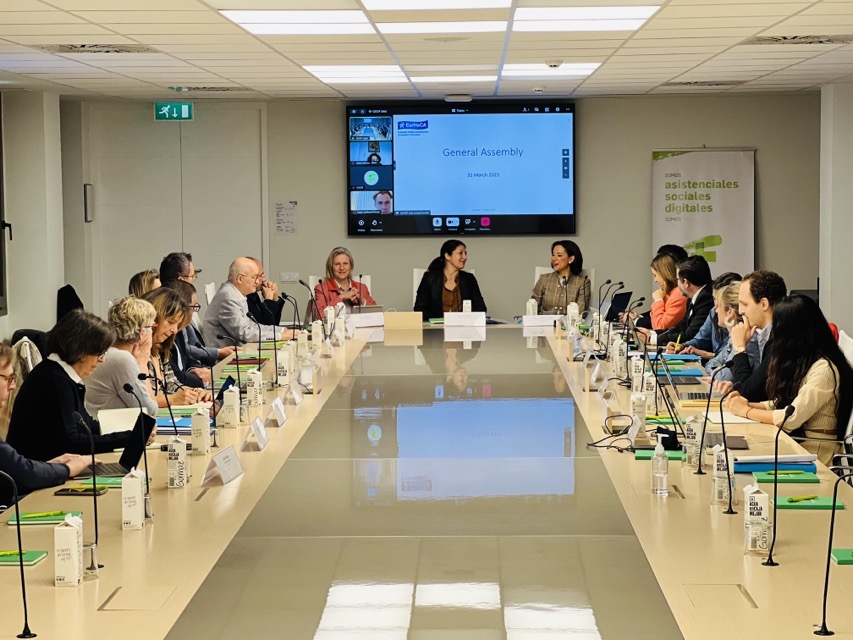 cnomk's tweet photo. 🇪🇺 Assemblée générale #EurHeCA

Les discussions se poursuivent à Madrid, dans le cadre d'une assemblée générale autour des développements au niveau européen des sujets d'intérêt d'EurHeCA et de la reconnaissance des qualifications professionnelles https://t.co/xnVoGvI3jE