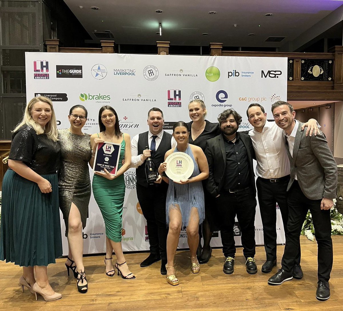 WINNERS 💜

INNSiDE Liverpool were last nights winners of the Top Team Award for ‘Front of House’ at the @LPLHospitality People Awards 2023 #LHPA23 👏🏼

#Liverpool 
#StayCurious
