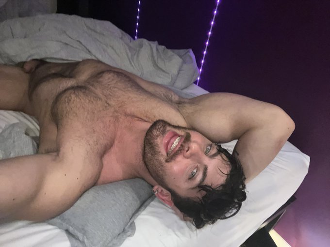 Watch Angelo Rosa's leaked NSFW photo on TwXstars