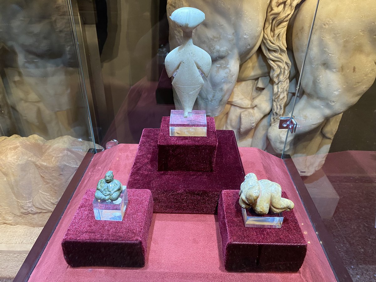 Yaklaşık 50 yıldır topraklarından ayrı kalan 12 eserimizin iade törenini Antalya Müzemizde gerçekleştirdik.