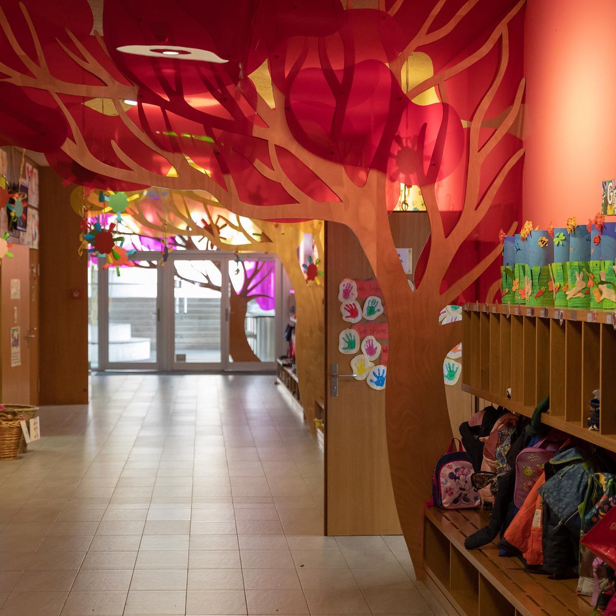 Institut Int. Lancy tweet media