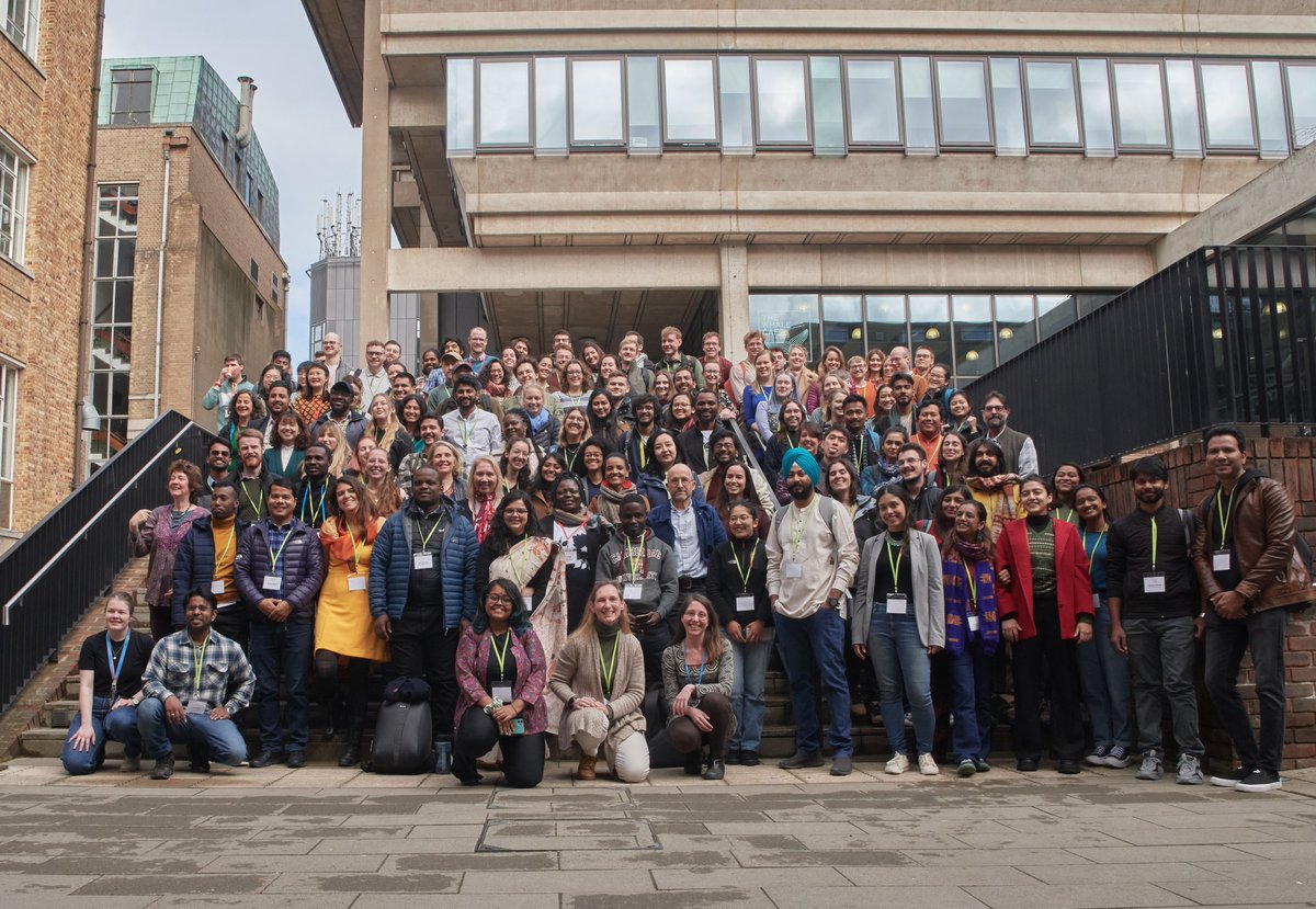 Fantastic to welcome delegates to the Student Conference on Conservation Science both here, in person, and those joining virtually from around the world. #SCCS2023