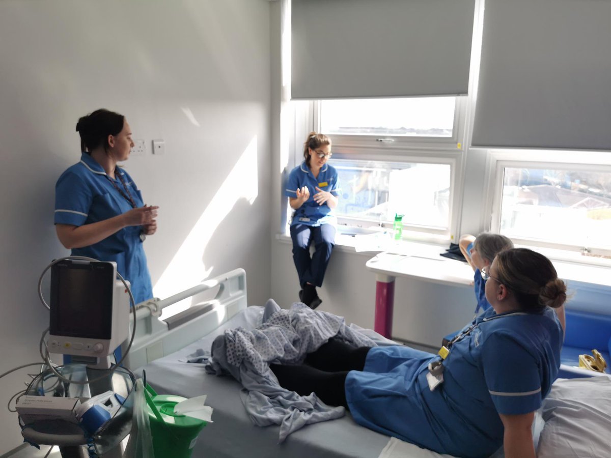 We facilitated a live drill yesterday on the ANPN ward. A PE postnatal which progressed to a cardiac arrest. Thank you to all involved. Great team work &amp; very quick recognition of the emergency!👏🏼Immediate debrief &amp; feedback shared with all <a href="/ngeldart/">Tasha</a> <a href="/jessico1977/">Jennifer Brindley</a> <a href="/SaraCollier77/">Sara Collier-Hield</a>