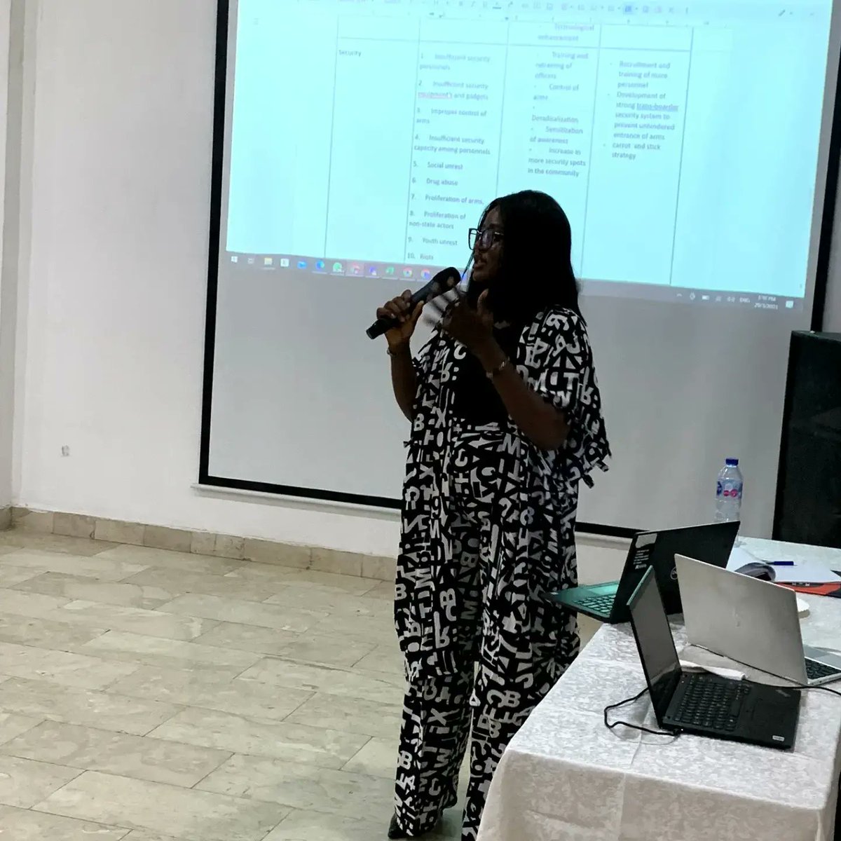 TodayFT's tweet photo. Our Executive Director Adek Bassey, along with representatives from various government departments, sector ministries, civil society organizations, and women-led initiatives, participated in a regional workshop focused on pinpointing resilience and vulnerability indicators https://t.co/nqcnqabvDv