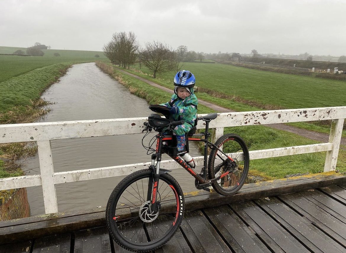 weeride's tweet photo. Sometimes only a #WeeNap will do!! Lucky for your little WeeRiders, our comfy bike seat has a handy headrest which is perfect for power naps on the go! Thanks so much rhys_bellringer (on IG) for letting us share! ๐๐ด
โ๏ธDonโt forgetโ๏ธ
Our Easter SALE is running until April 14th! https://t.co/5AFGlEMcxD